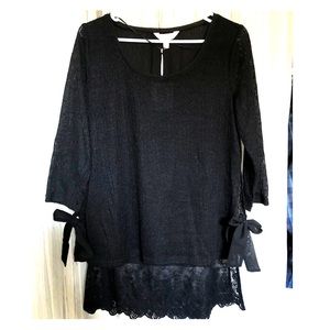 Lauren Conrad shirt with lace trim💛🌟